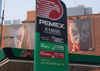 Claudia Sheinbaum anuncia nuevo precio al litro del diésel a partir de la próxima semana; será de $27 pesos