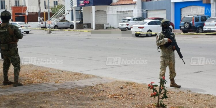 Enfrentamiento entre Policías de Investigación deja una persona sin vida y dos detenidos en Mazatlán