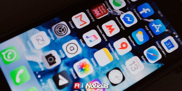 Piden regular redes sociales por publicidad dirigida a menores