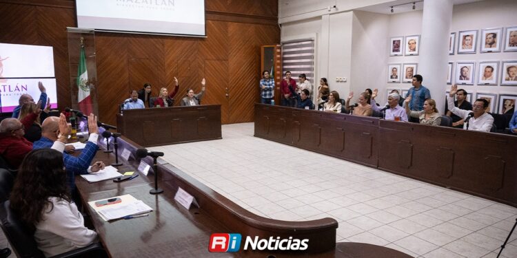 Maribel Chollet acusa fallas en transparencia del Órgano Interno de Control en Mazatlán 
