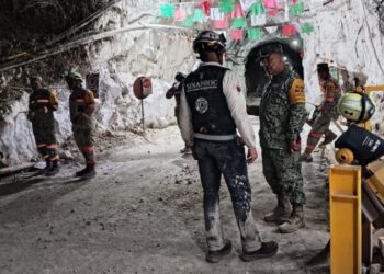 Continúa operativo en mina Santa Fe para localizar al último trabajador atrapado en Sinaloa