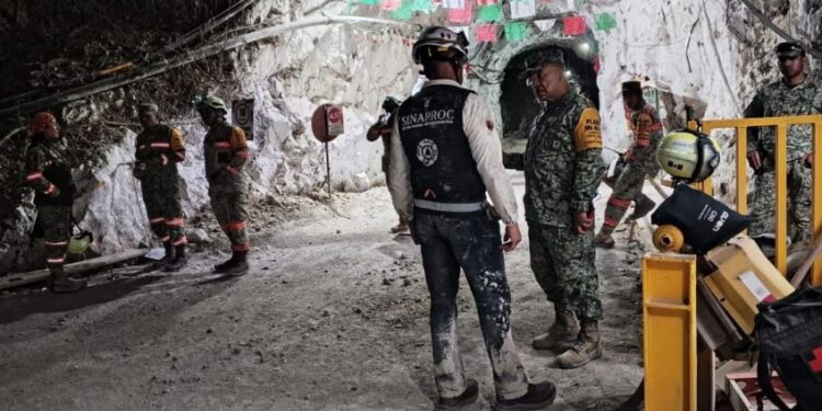 Continúa operativo en mina Santa Fe para localizar al último trabajador atrapado en Sinaloa