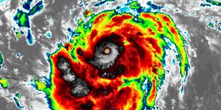 Prevén temperaturas de hasta 45°C por intensa ola de calor en México