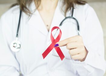 Trasplante de células madre logra la curación del VIH