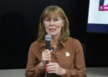 Tatiana Clouthier levanta la mano y buscará candidatura a gobernadora de Nuevo León en 2027