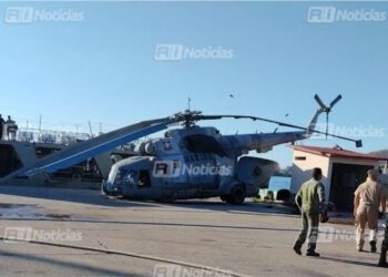 Se desploma helicóptero de la SEMAR al interino de la Zona Naval en Mazatlán