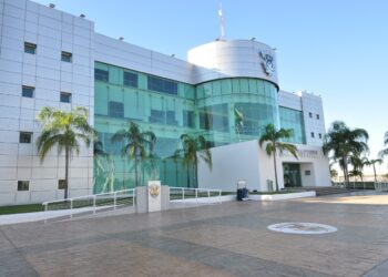 Rumbo al Primer Informe, registra la UAS avances sustanciales en gestión y optimización financiera y se posiciona a la vanguardia nacional en investigación y acreditación por CIEES