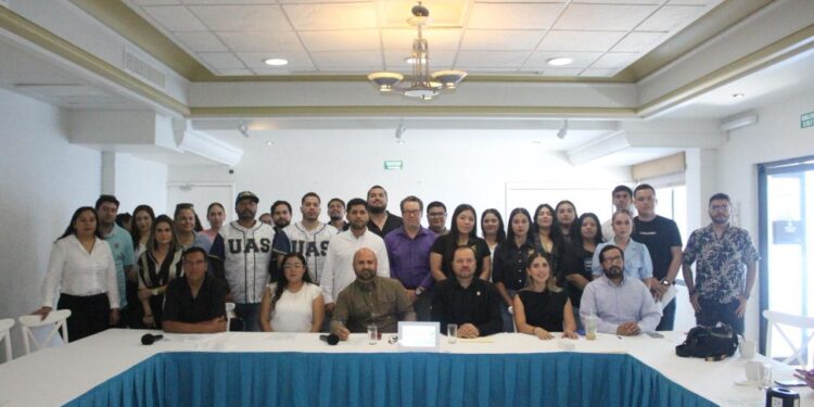Comunidad Universitaria del Bienhacer, exige energicamente que las autoridades federales atiendan con seriedad y urgencia la crítica situación financiera de la UAS