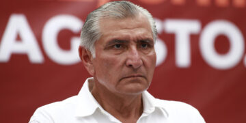 Sheinbaum evita confirmar vínculo de Adán Augusto en investigación por huachicol fiscal