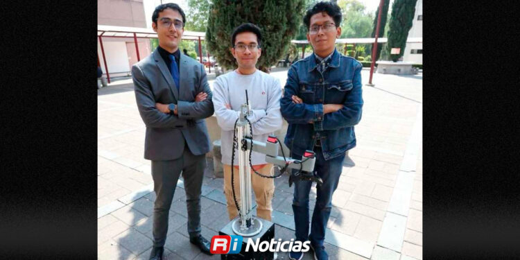 Alumnos del IPN crean robot asistente para personas con discapacidad motriz