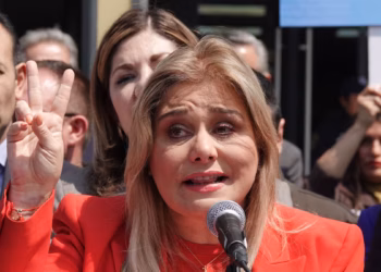 Abogados de Maru Campos rechazan acusaciones de la FGR y acusan irregularidades en citatorio
