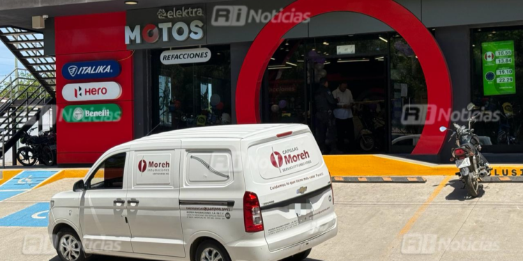 Muere hombre al interior de tienda de motocicletas en Mazatlán