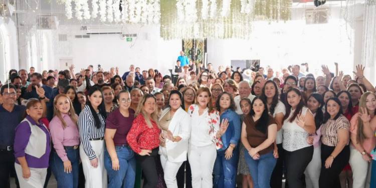 La educación transforma vidas y reconstruye el tejido social: Tere Guerra