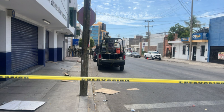 Balacera en local de préstamos desata operativo en la Jorge Almada