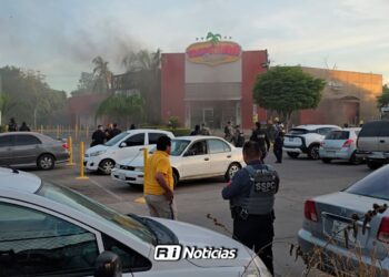 FGE Investigan causas del incendio en casino tras muerte de mujer