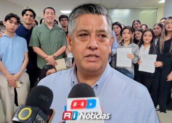 Estudiantes de la UAS proponen ampliar descuentos de transporte público en Sinaloa