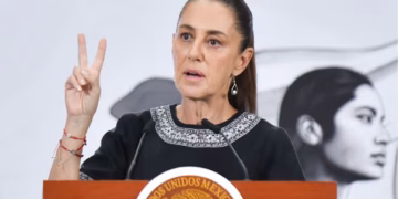 Sheinbaum afirma que ningún gobierno extranjero ni corruptos frenarán la Transformación en México