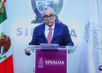 Rocha Moya pierde fuero tras solicitar licencia, señala Arturo Zaldívar