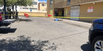 Asesinan a joven a balazos en el bulevar Lola Beltrán, en Culiacán