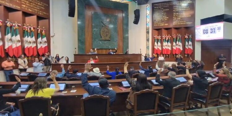 Congreso de Sinaloa aprueba separación de Rocha Moya tras señalamientos de Estados Unidos
