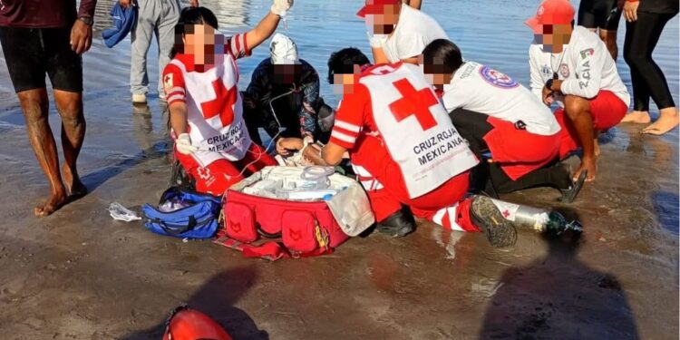 Fallece de un infarto el profesor de natación Eleazar en playas de Mazatlán