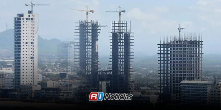 Analizan impacto de nuevas torres y servicios públicos en Mazatlán