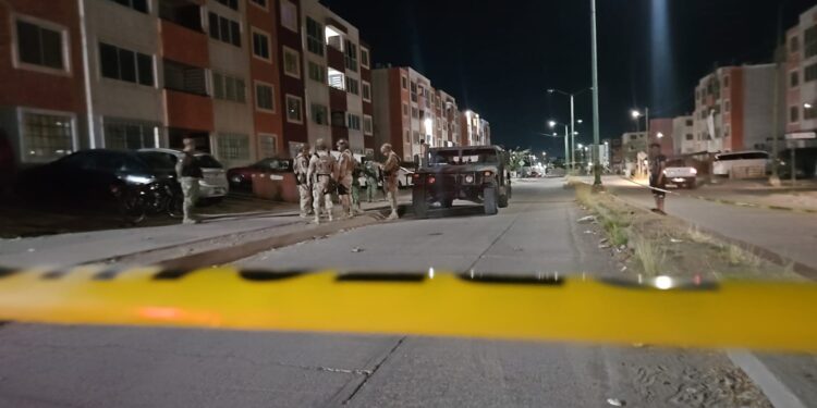 Ataque armado deja dos motociclistas heridos, uno de ellos menor de edad, en Culiacán