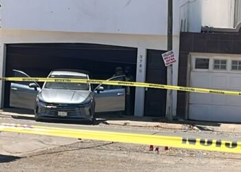 Balean vivienda en la colonia Los Girasoles, en Culiacán