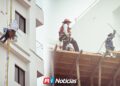 Constructores refuerzan medidas por calor extremo en obras de Mazatlán