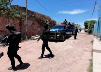 Presunto enfrentamiento armado deja casquillos y rastros de sangre en colonias de Escuinapa