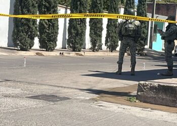 Hombre resulta herido de bala en calles de la colonia Aurora, en Culiacán