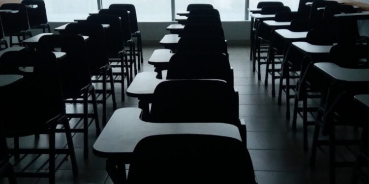 CNTE y padres de familia rechazan recorte al calendario escolar por Mundial 2026