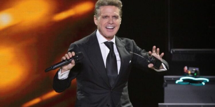Surge inquietante detalle sobre la hospitalización de Luis Miguel