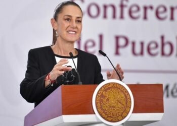 Sheinbaum asegura que no mantiene comunicación directa con López Obrador