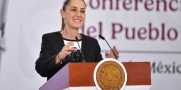 Sheinbaum asegura que no mantiene comunicación directa con López Obrador