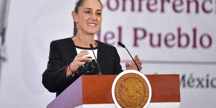 Sheinbaum asegura que no mantiene comunicación directa con López Obrador
