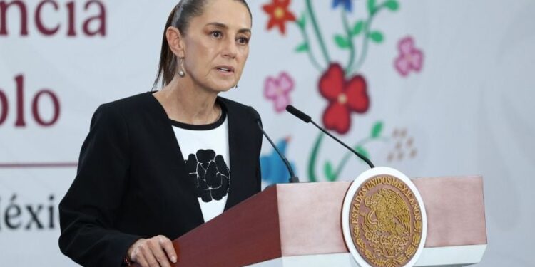 Sheinbaum afirma que la FGR definirá responsabilidades por presunta presencia de agentes de la CIA en Chihuahua