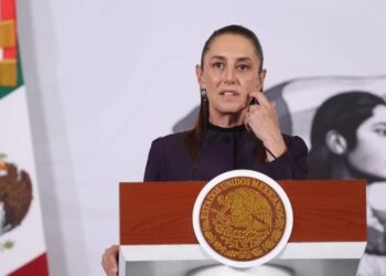 Sheinbaum descarta riesgo de que Morena sea declarado organización terrorista en EE.UU.