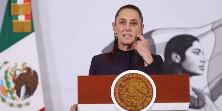 Sheinbaum descarta riesgo de que Morena sea declarado organización terrorista en EE.UU.