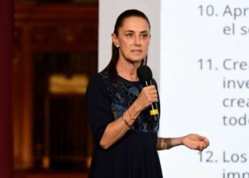 Sheinbaum pide a la FGR aclarar si existen fichas rojas contra Rocha Moya y otros señalados por narcotráfico