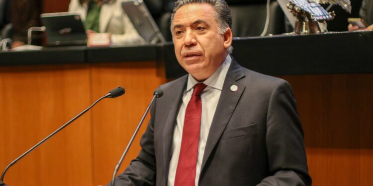 Enrique Inzunza vuelve a ausentarse de la Permanente; oposición exige que dé la cara