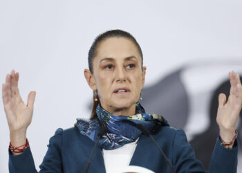 Sheinbaum respalda mantener sin cambios el Calendario Escolar 2025-2026