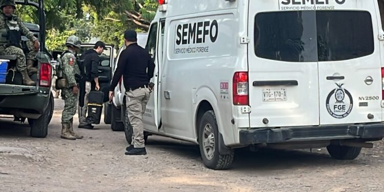 Adulto mayor es hallado sin vida con un disparo dentro de una llantera en Culiacán