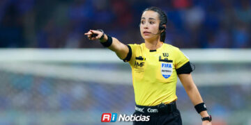 Katia Itzel García hará historia como la primera mexicana en arbitrar un partido de Mundial varonil