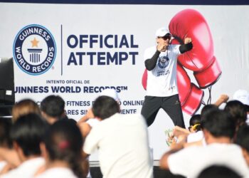 ¡La UAS y Marco Verde hacen historia con Récord Guinness de boxeo fitness en línea y múltiples sedes!