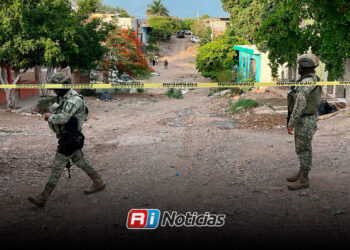 Asesinan a hombre mientras caminaba por calles de la colonia Lázaro Cárdenas, en Culiacán