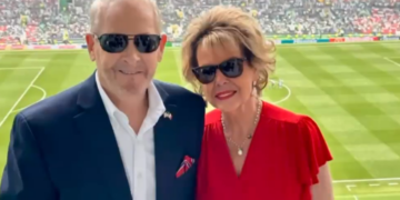 Embajador de EE. UU. celebra inicio del Mundial 2026 y destaca la unión entre México, Estados Unidos y Canadá