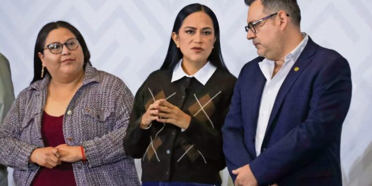 Último día de registros en Morena llega marcado por cuestionamientos sobre Rocha Moya en Sinaloa