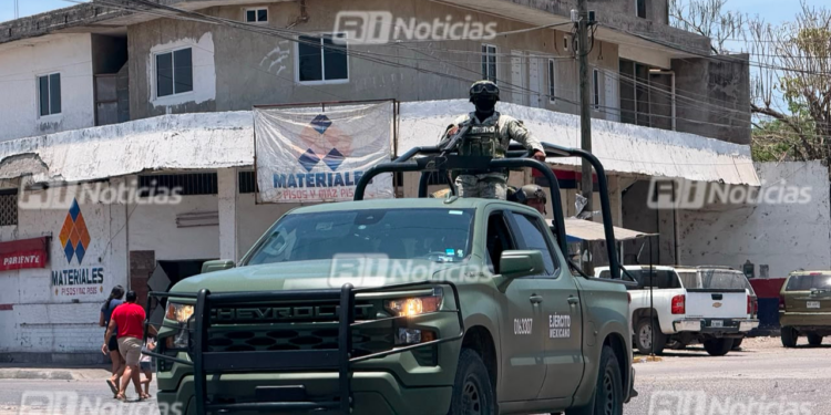 Ejército Mexicano y Guardia Nacional mantienen fuerte operativo tras explosión de vehículo en Escuinapa