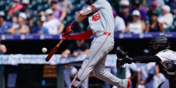 Joey Meneses regresa a las Grandes Ligas tras destacar en Triple A